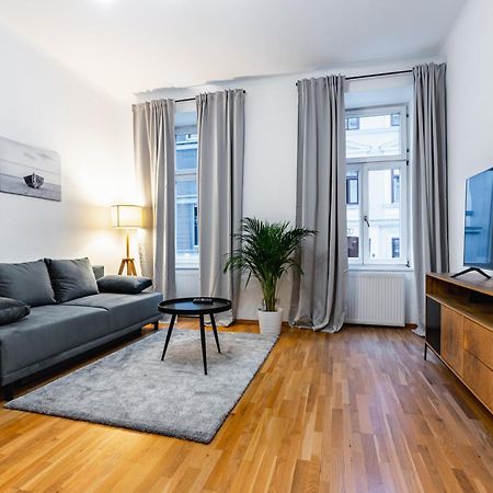 Spacious 3-Room Apt. 15 Min To The City Center Viyana Dış mekan fotoğraf