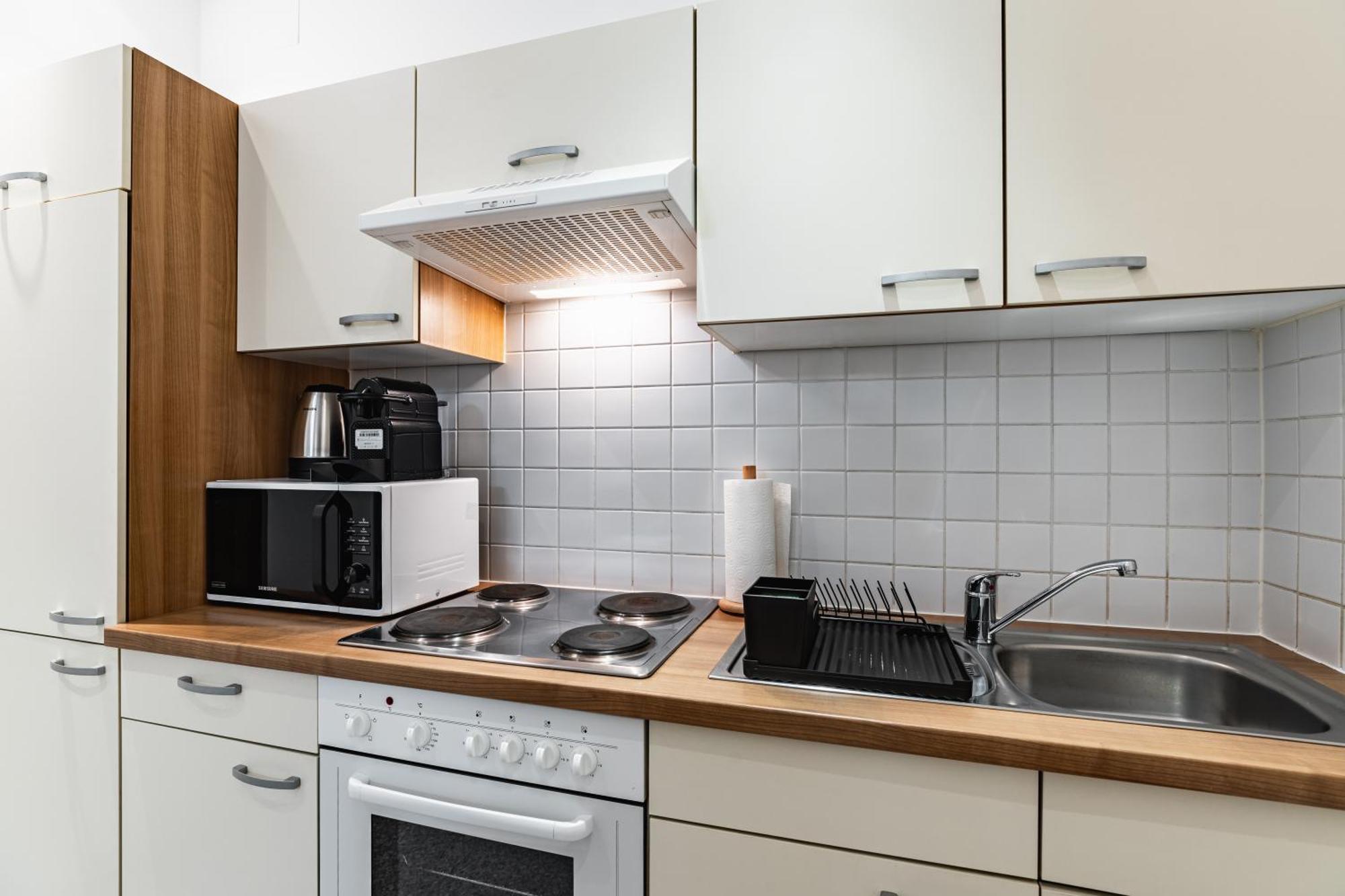 Spacious 3-Room Apt. 15 Min To The City Center Viyana Dış mekan fotoğraf